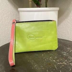 AmeriLeather small leather wristlet wallet